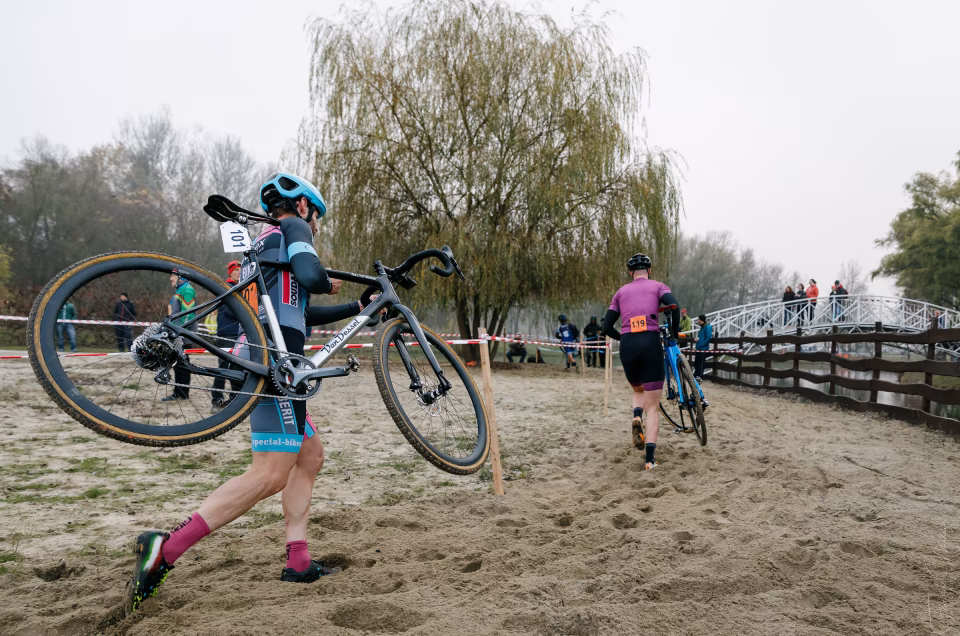 IX. Kolorcross CX MK 2018
